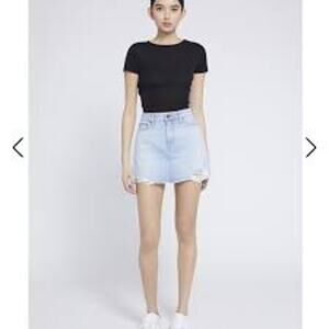 ALICE + OLIVIA Good High Waisted Denim Skirt Distressed Mini Casual Size 25 0 XS